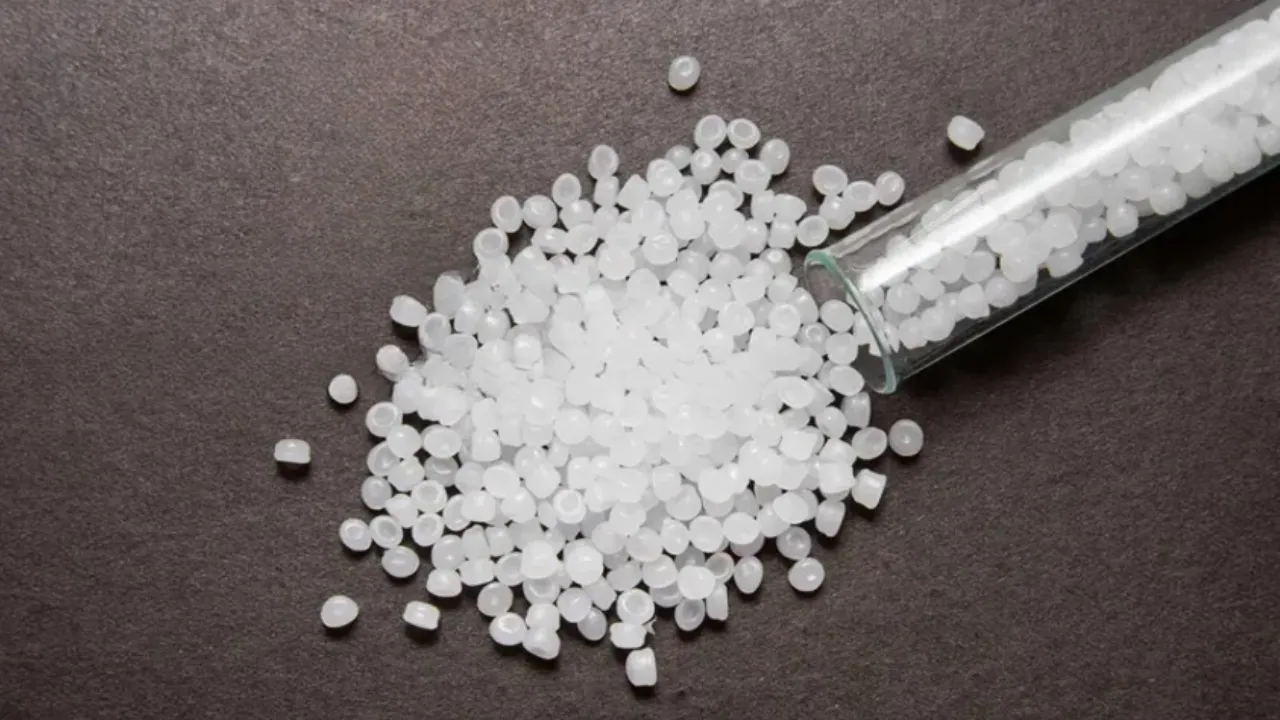 New Project (64) gh-quality Polyethylene Terephthalate (PET) pellets and sheets – Durable, chemical-resistant polyester for packaging, fibers, and industrial applications