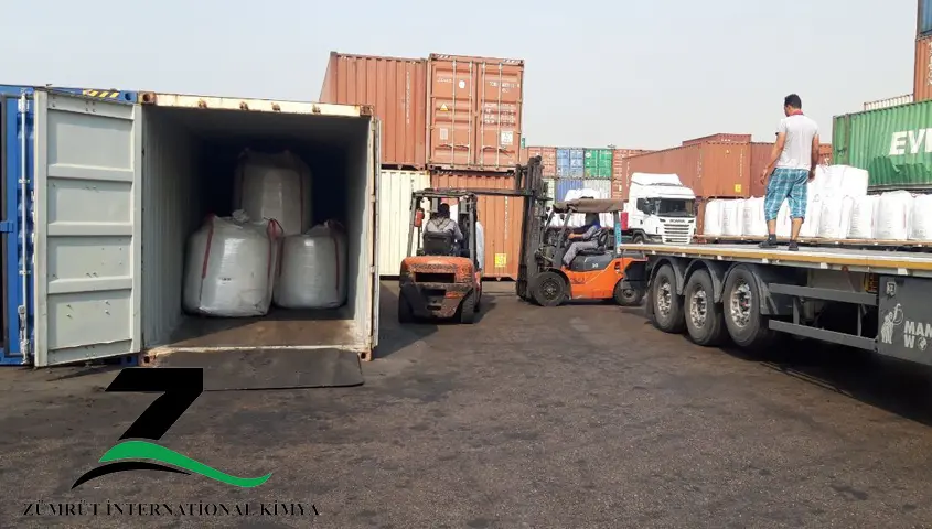 25kg bag of Soda Ash Dense (Na₂CO₃) supplied by ZÜMRÜT International Kimya Co., showing high-purity industrial soda ash, ideal for glass, detergent, metallurgy, and water treatment applications from a trusted soda ash dense supplier.