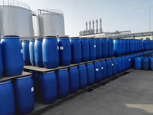 Industrial chemical storage tanks at ZÜMRÜT International Kimya Co., showcasing high-quality production as a leading supplier of chlorinated paraffin for global industries.